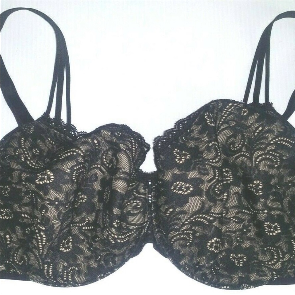 Soma balconette bra. I have 2 of these. Worn once.  Non smoking home.